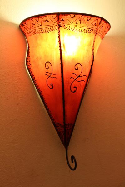 Orientalische Leder-Wandlampe Samira Rot